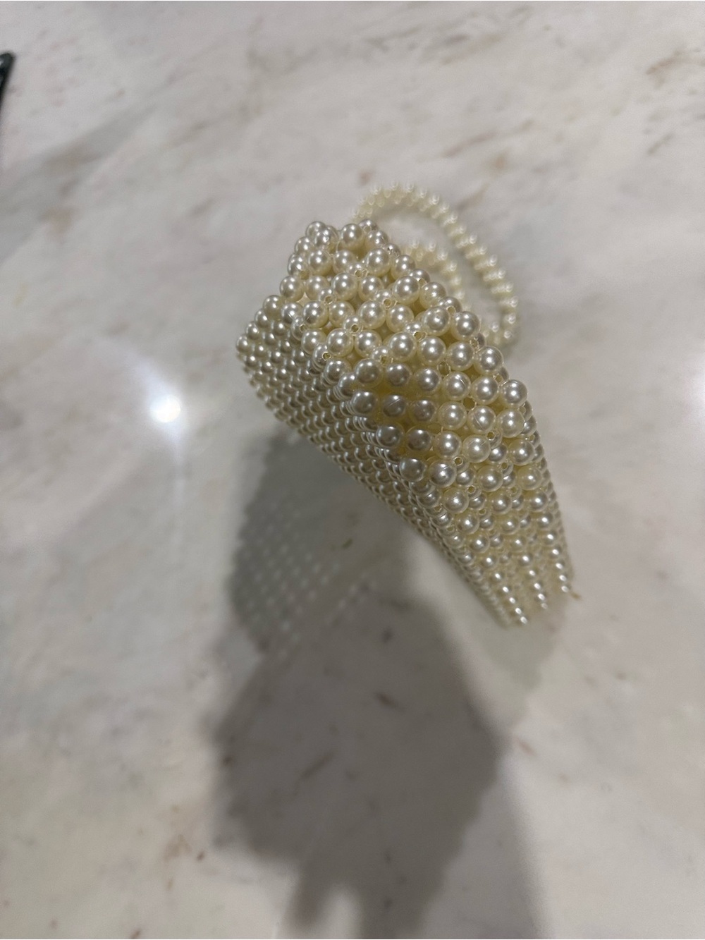Anthropologie Pearl Beaded Heart Shoulder Bag in Ivory - Picture 2 of 2
